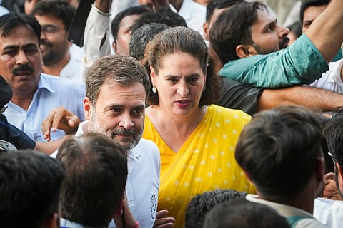 Rahul Gandhi and Priyanka Gandhi at party HQ in Delhi